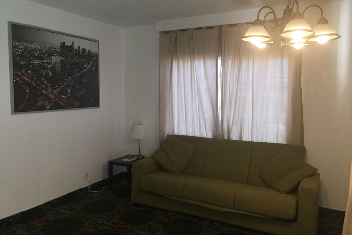 Room 4 of 38