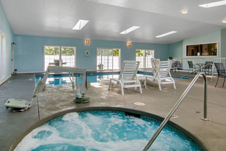Quality Inn & Suites Albany Corvallis