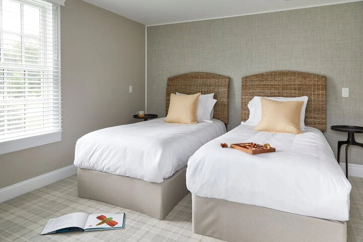 The Kent Collection - The Firefly Inn