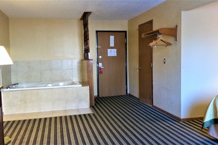Room 22 of 24