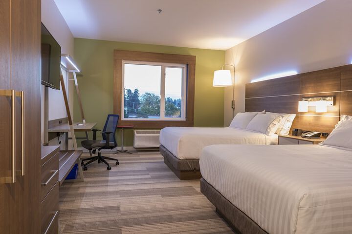 Room 9 of 30