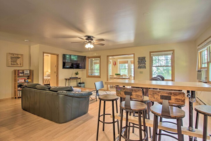 Waterfront Leech Lake Cabin w / Dock Fire Pit
