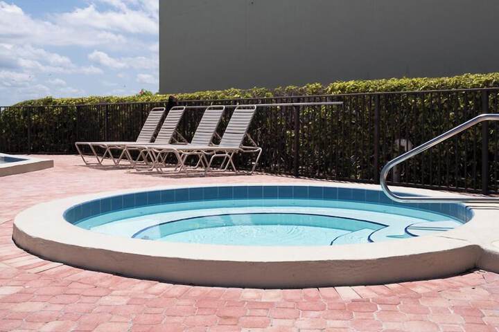 Condos at Wander Residences in Tierra Verde