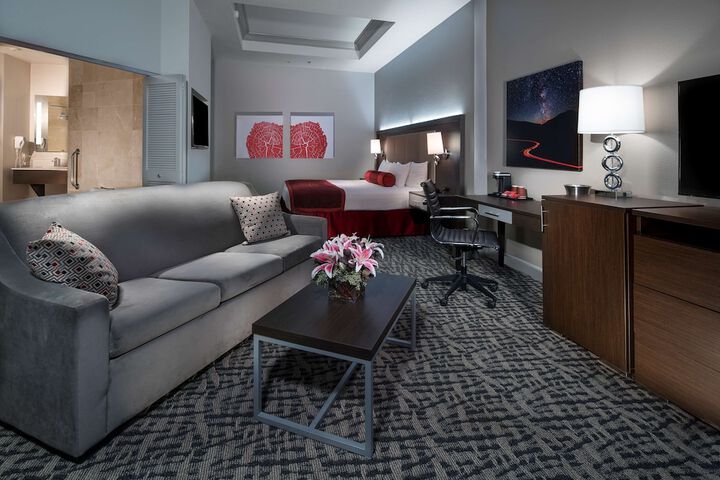 Room 76 of 143