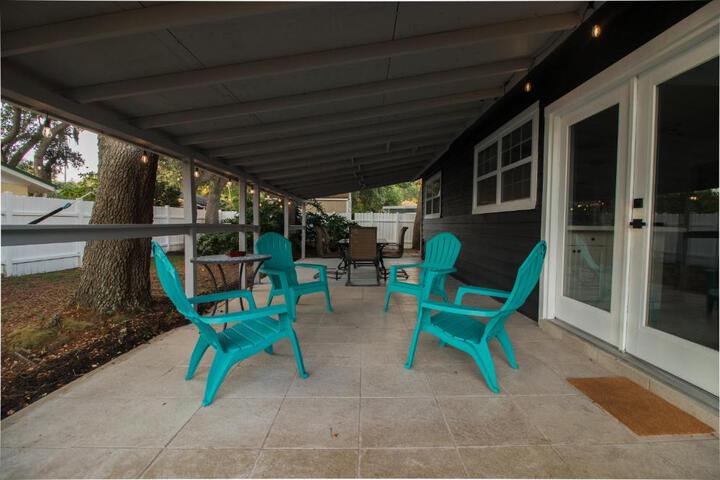Game Room near Navy Base, Hannah Park and Beach!