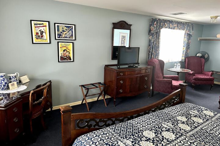 Montague Inn