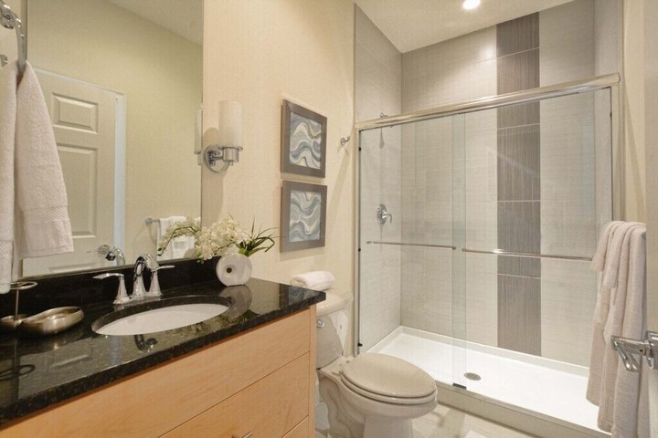 Room 4 of 26