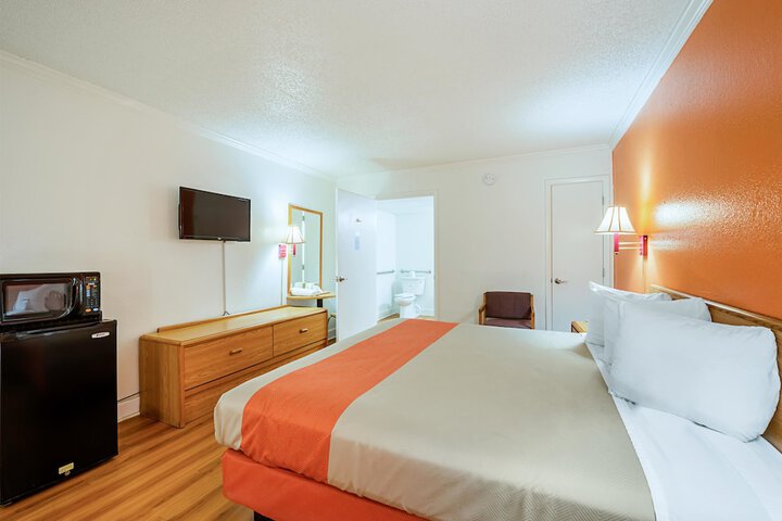 Room 29 of 31