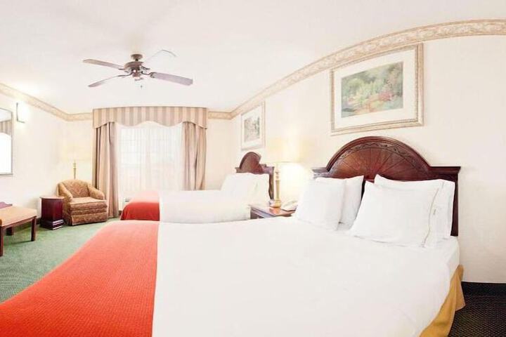 Room 22 of 51