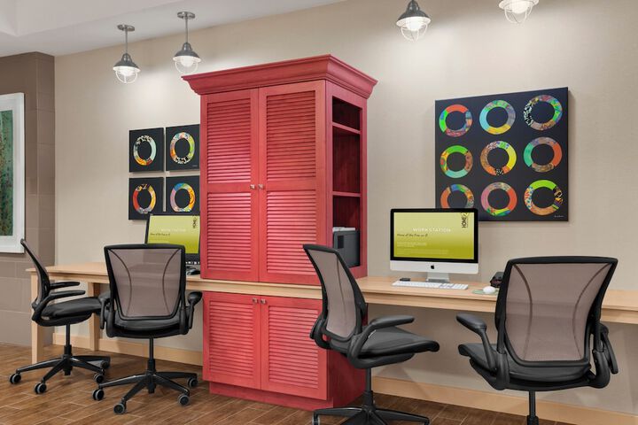 Business Center 42 of 42