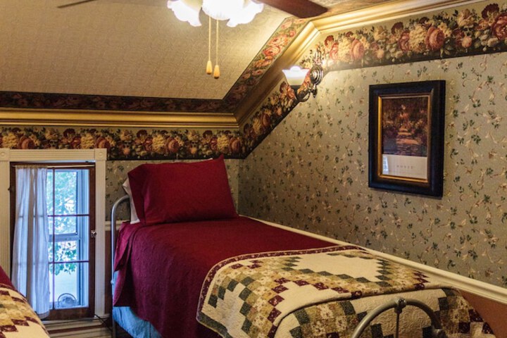 Room 20 of 223