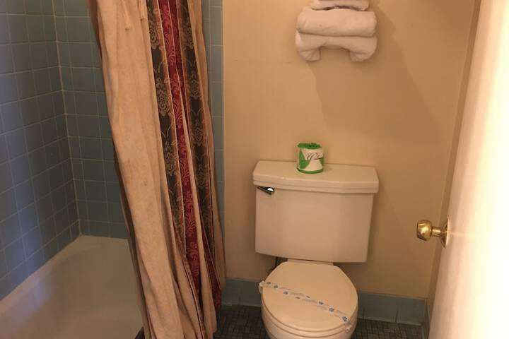 Room 19 of 24