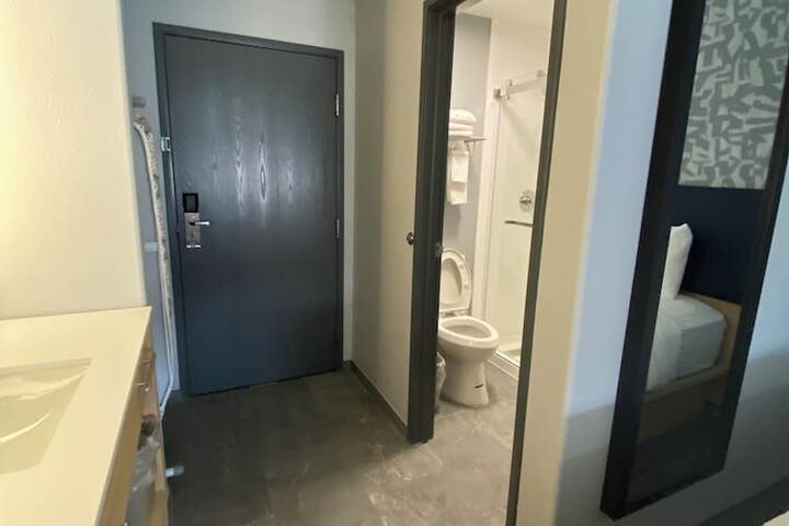 Room 15 of 35