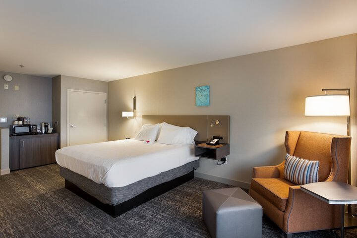 Room 26 of 47