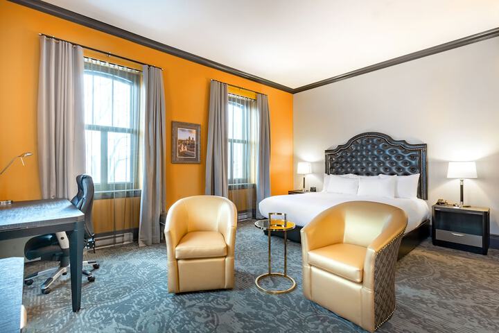 Room 43 of 52