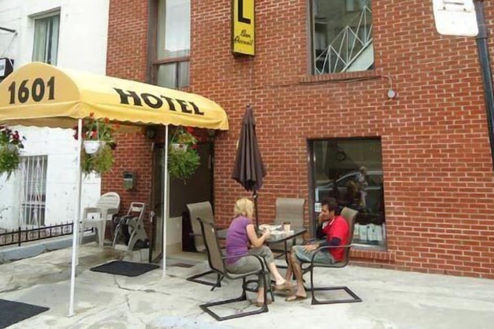 Hotel 2 of 39