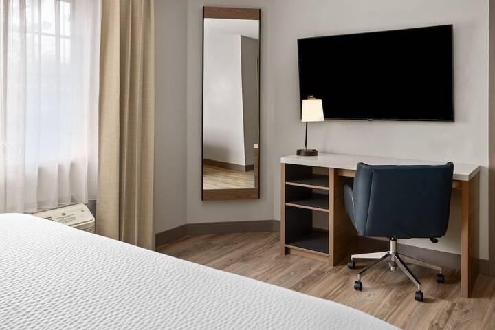 Room 28 of 55