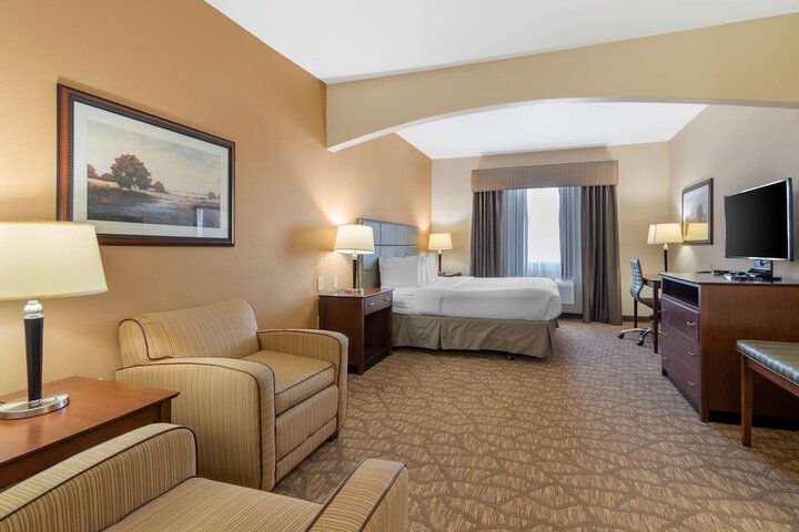 Room 16 of 34