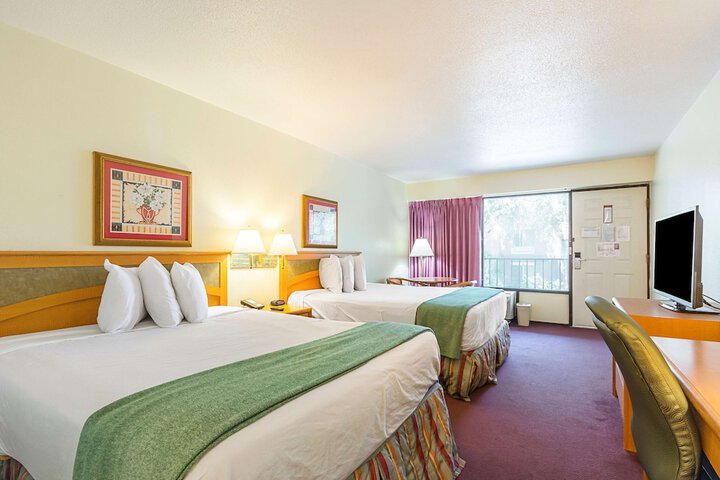 Room 19 of 23