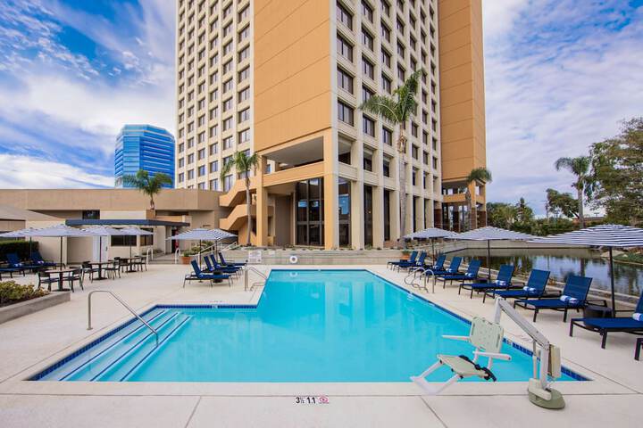 Hotel Fera Anaheim a DoubleTree by Hilton