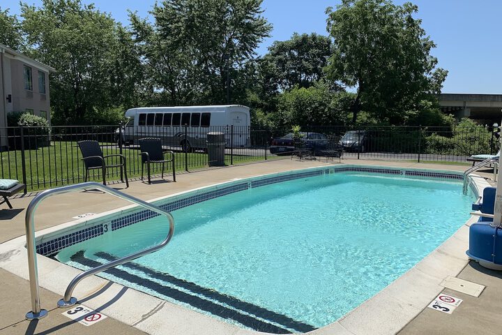 Pool 12 of 76