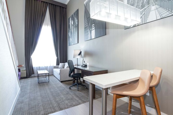 Room 48 of 78