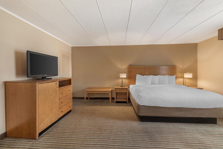 Best Western Plus Waltham Boston