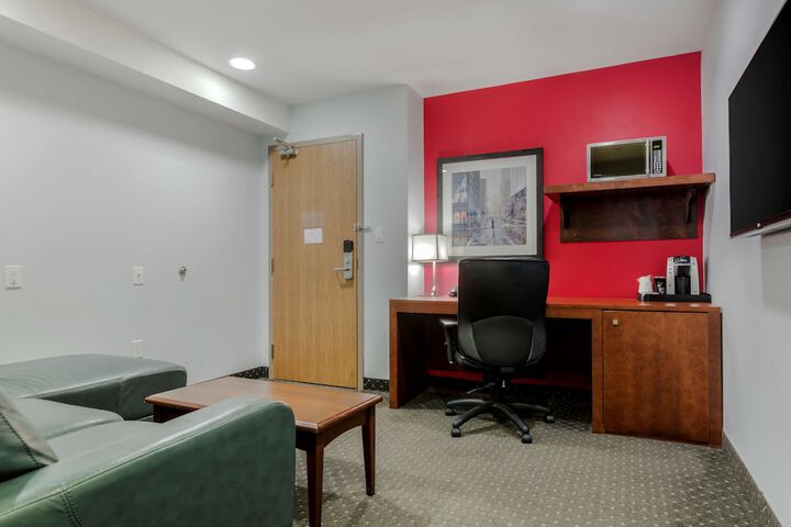 Room 29 of 43