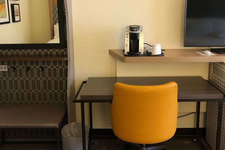 Room 16 of 42