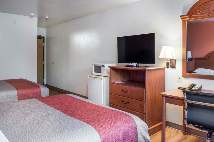 Room 47 of 68