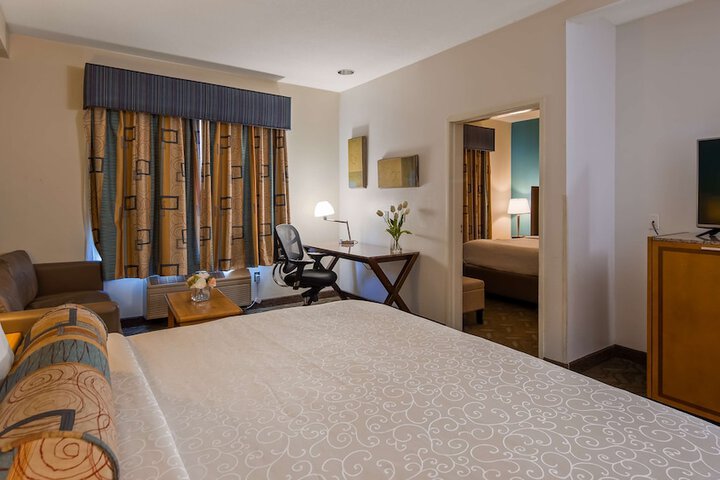 Room 18 of 47