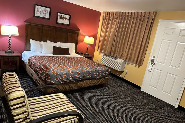 Room 34 of 55