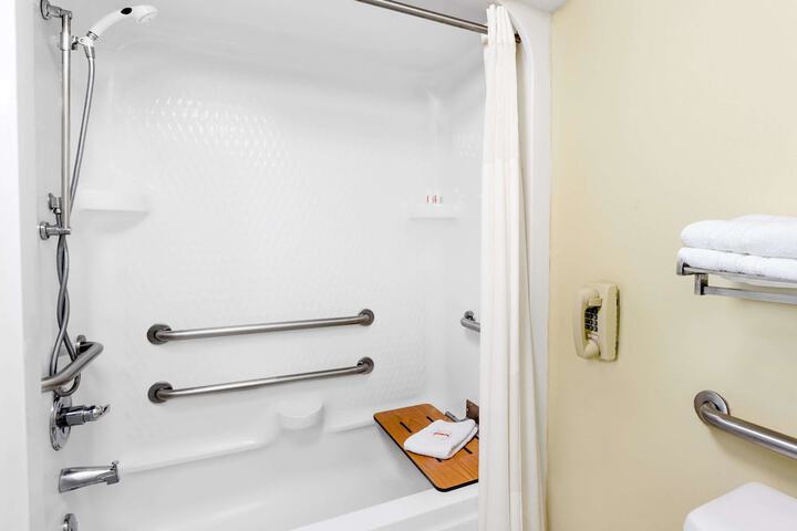 Days Inn & Suites by Wyndham Pocahontas