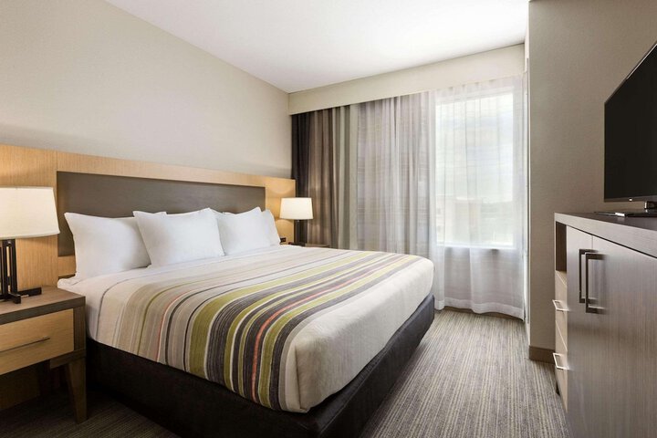 Room 17 of 24