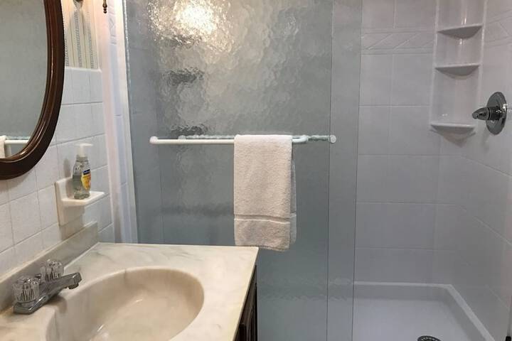 Room 14 of 42