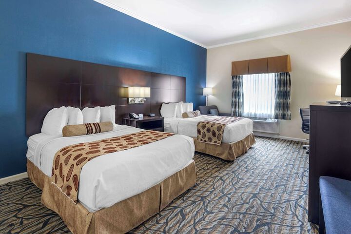 Room 18 of 30