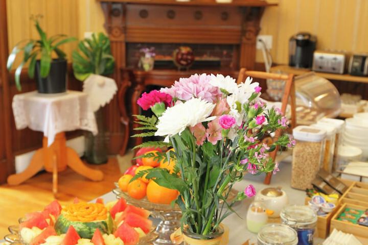 Breakfast/Coffee Service 237 of 252