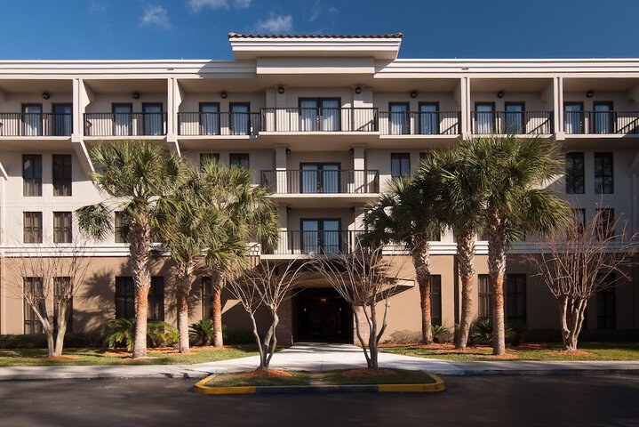 Hotel 4 of 92