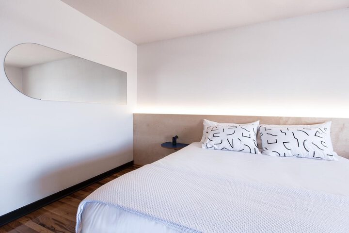 Room 15 of 35