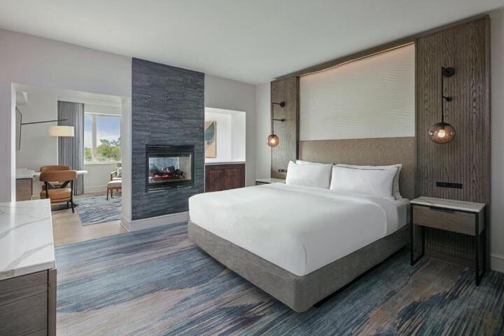 The Westin Sacramento Riverfront Hotel & Spa