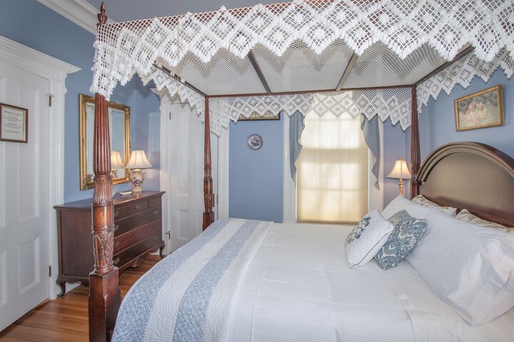 Room 19 of 45