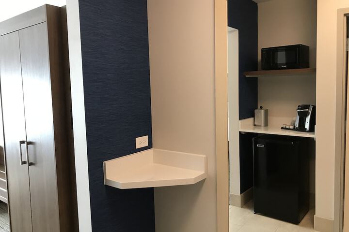 Room 91 of 148