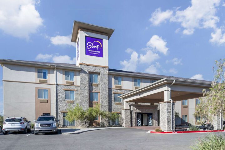 Hotel 4 of 37