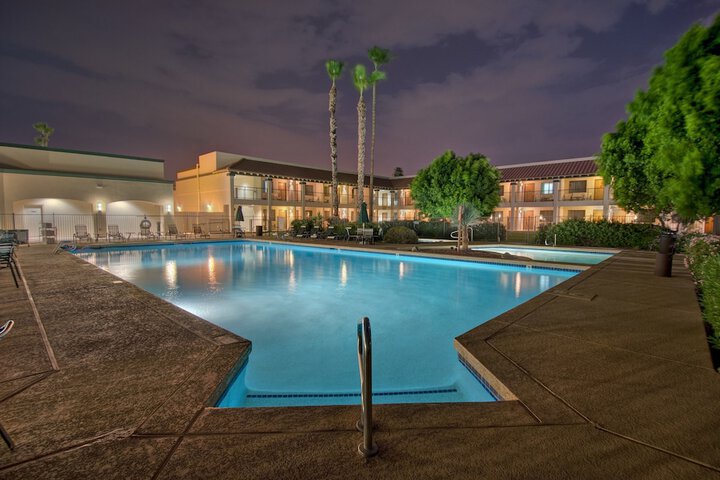 Pool 5 of 29