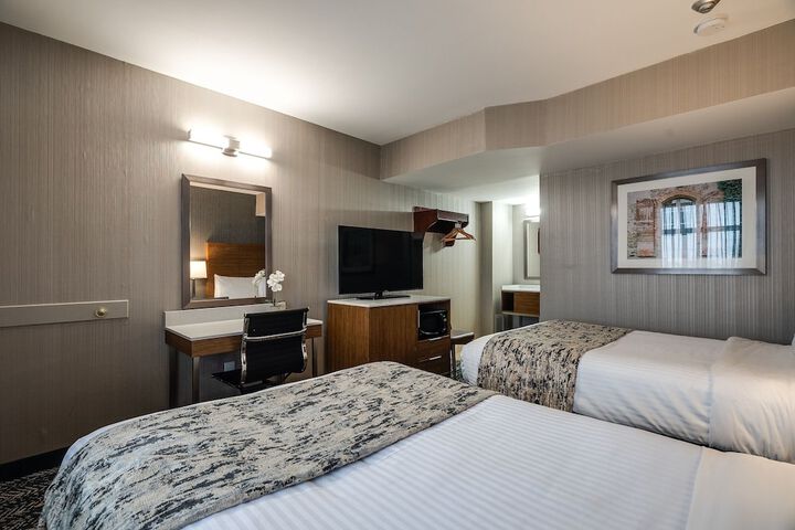 Room 34 of 78