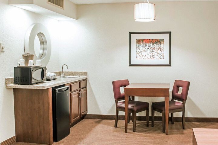 Comfort Inn Fayetteville near Fort Bragg