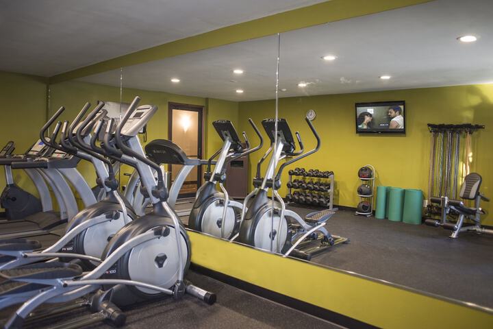 Best Western Ambassador Inn & Suites