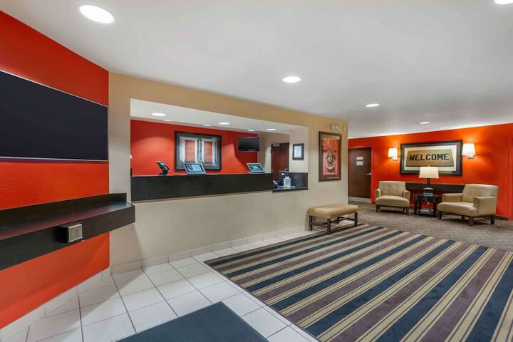 Hotel Interior 8 of 31
