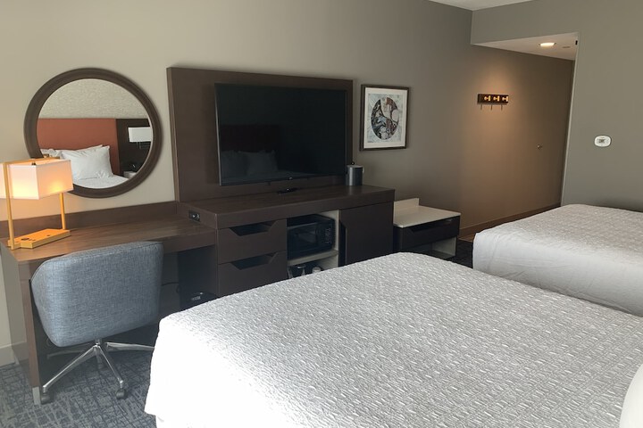 Room 21 of 34