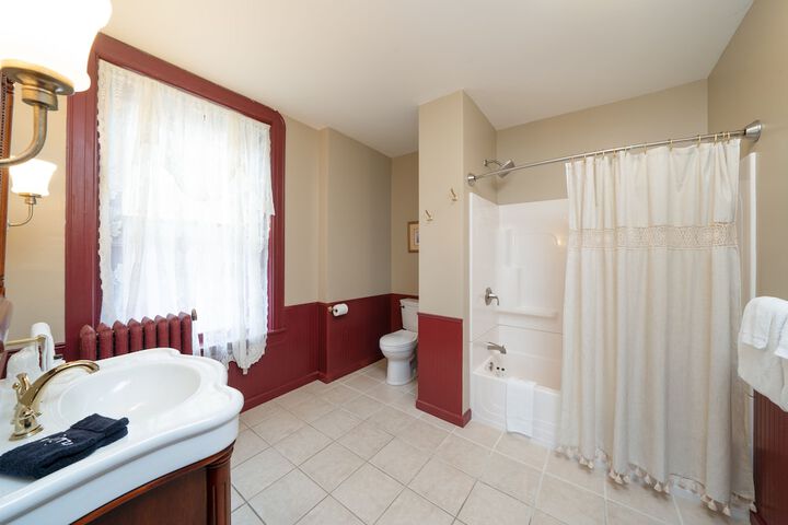 Room 40 of 57